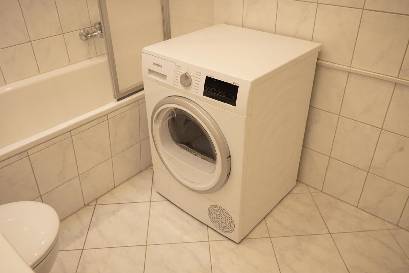 Moeblierte 3-Zimmer-Wohnung Nahe Duesseldorf In Duisburg-Sued Zewnętrze zdjęcie