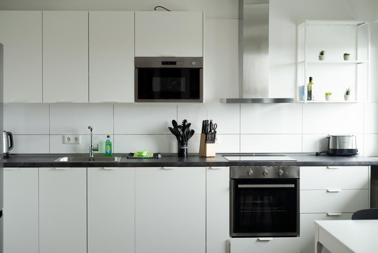 Moeblierte 3-Zimmer-Wohnung Nahe Duesseldorf In Duisburg-Sued Zewnętrze zdjęcie