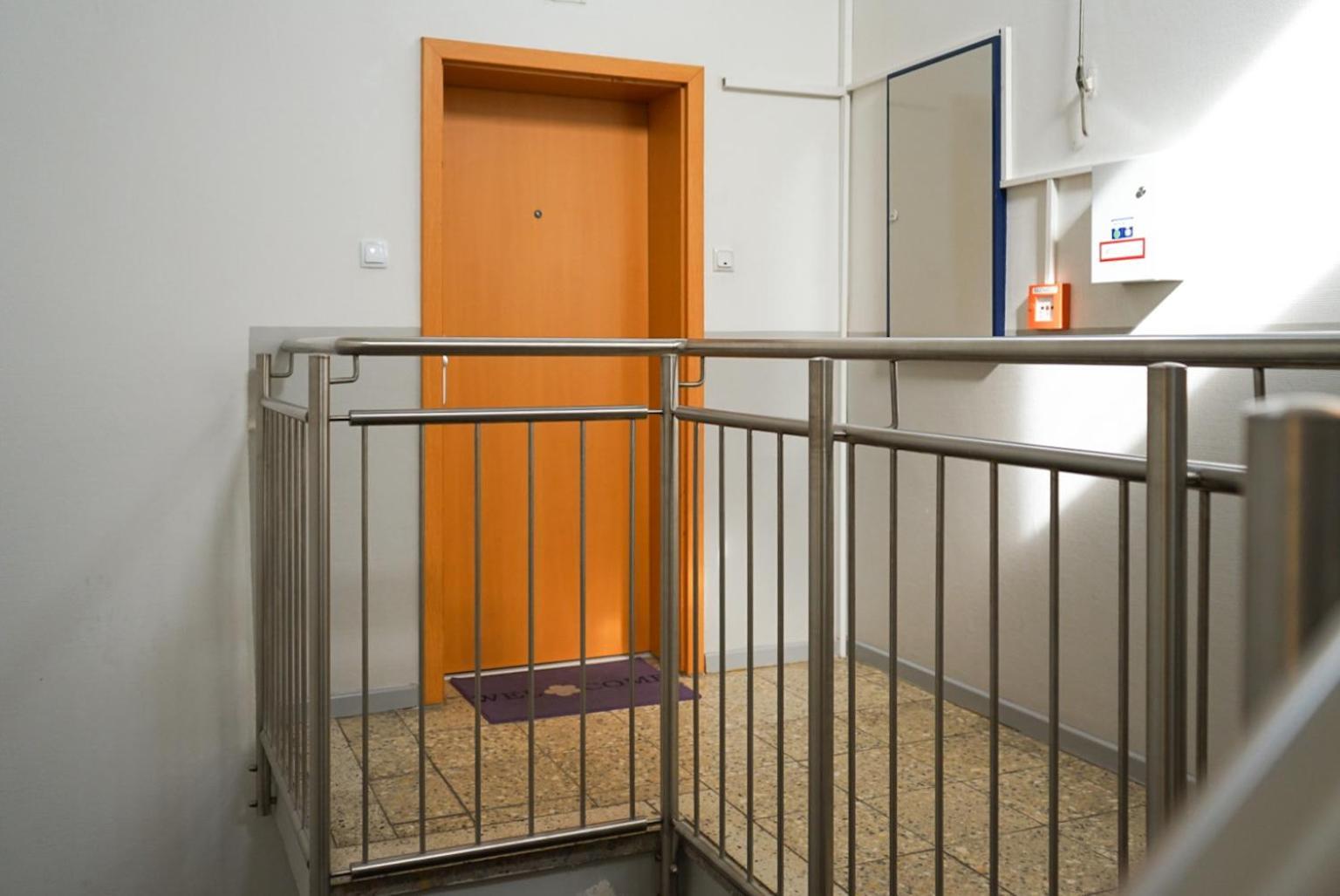 Moeblierte 3-Zimmer-Wohnung Nahe Duesseldorf In Duisburg-Sued Zewnętrze zdjęcie